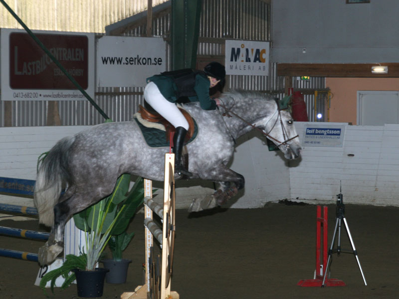 20080405_162324 Olivia Lohmeirr Landing Bel Air